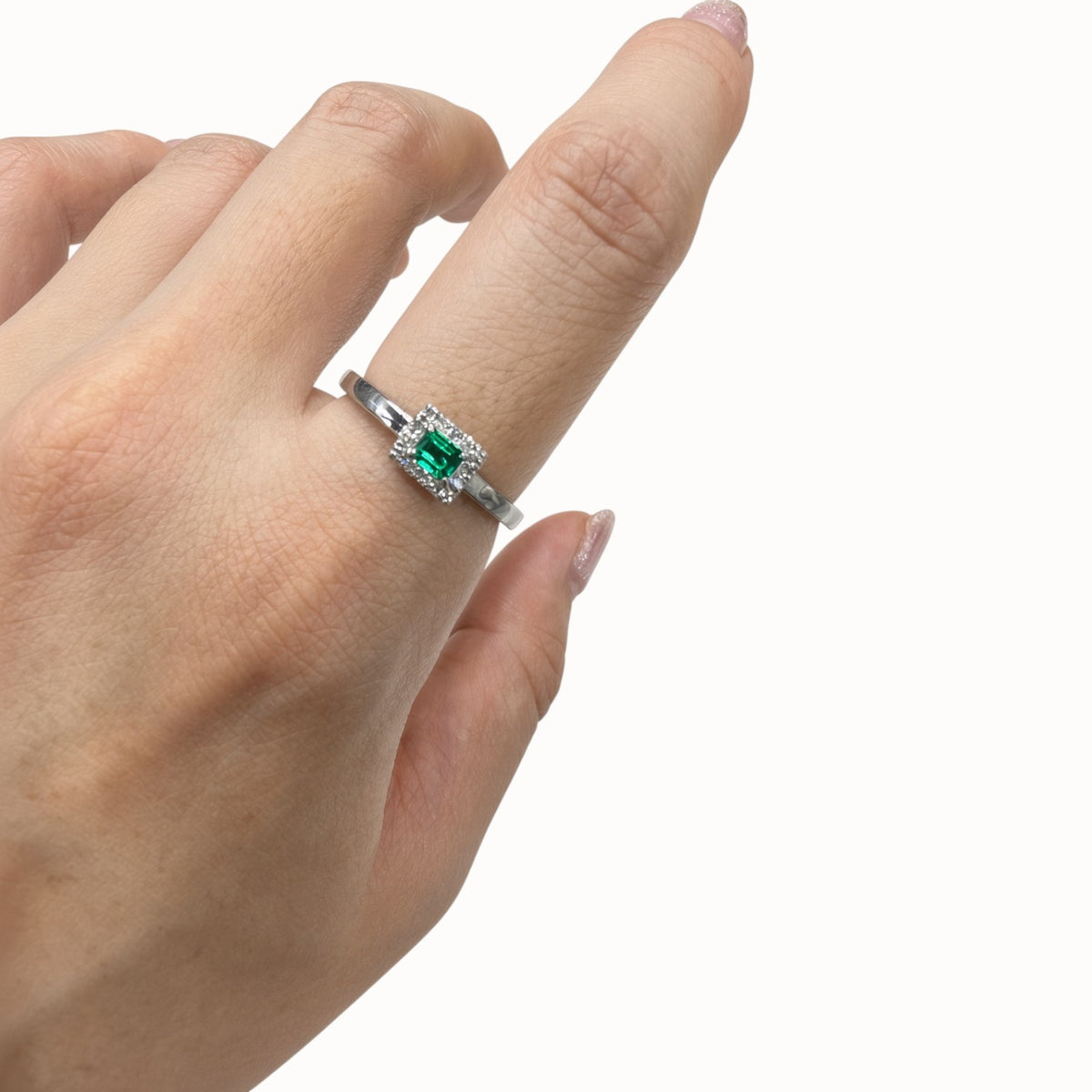 PT900 エメラルド スクエア取り巻きリング 0.12ct