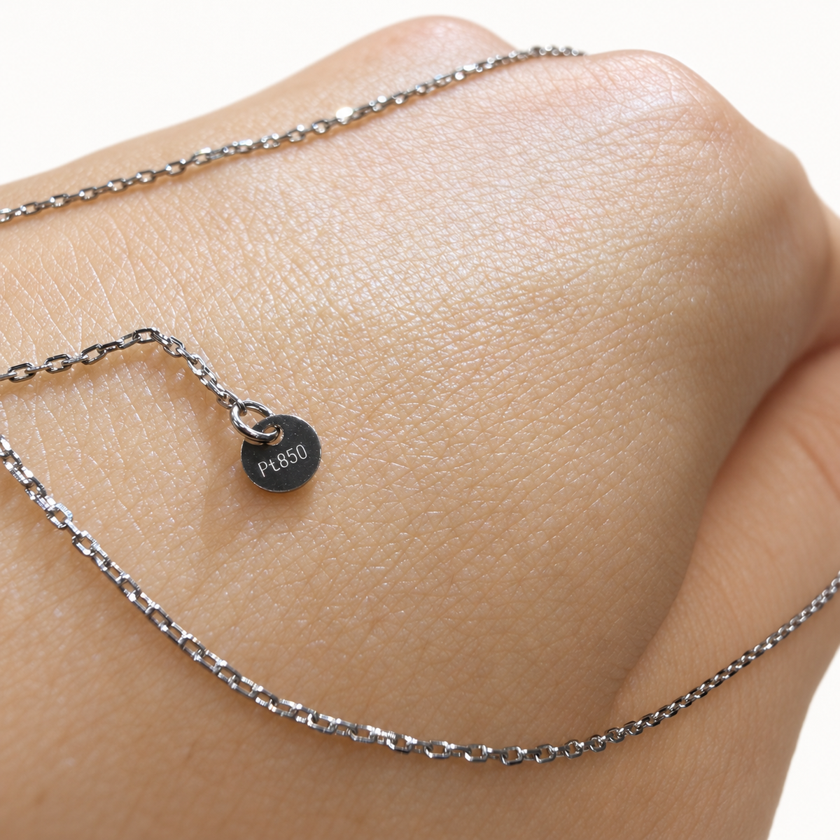 PT850 サファイア ダイヤモンドネックレス 0.20ct / 0.14ct 45cm