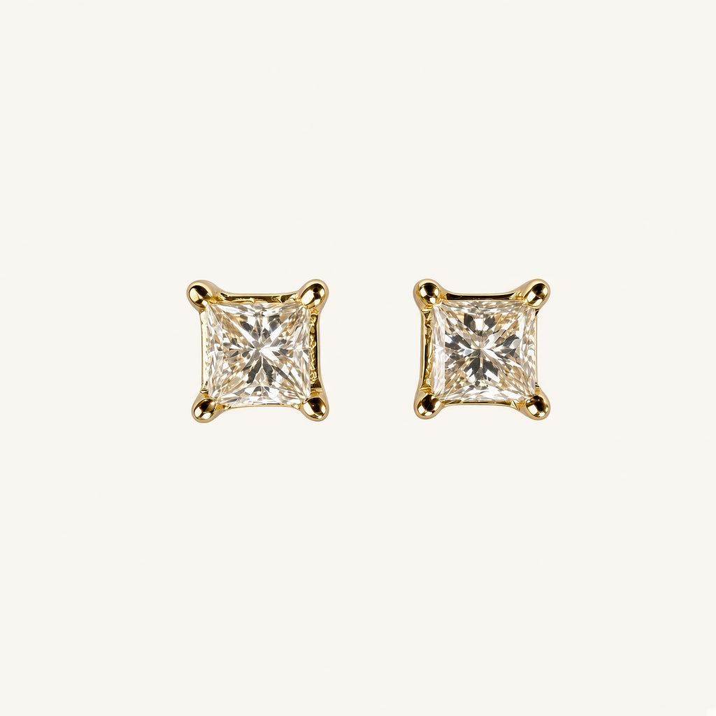 K18 ダイヤモンド 0.2ct スクエアスタッドピアス