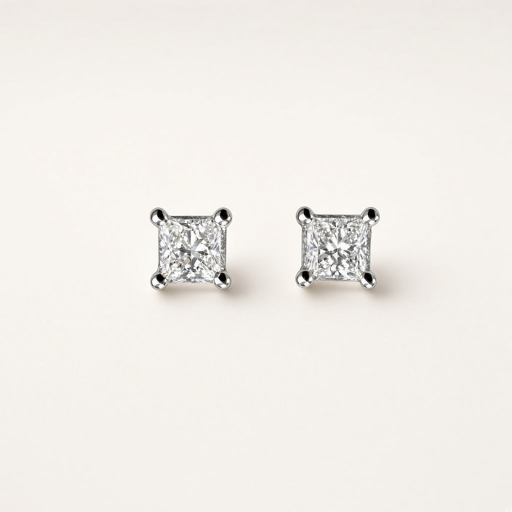 K18ホワイトゴールド ダイヤモンド 0.2ct スクエアスタッドピアス
