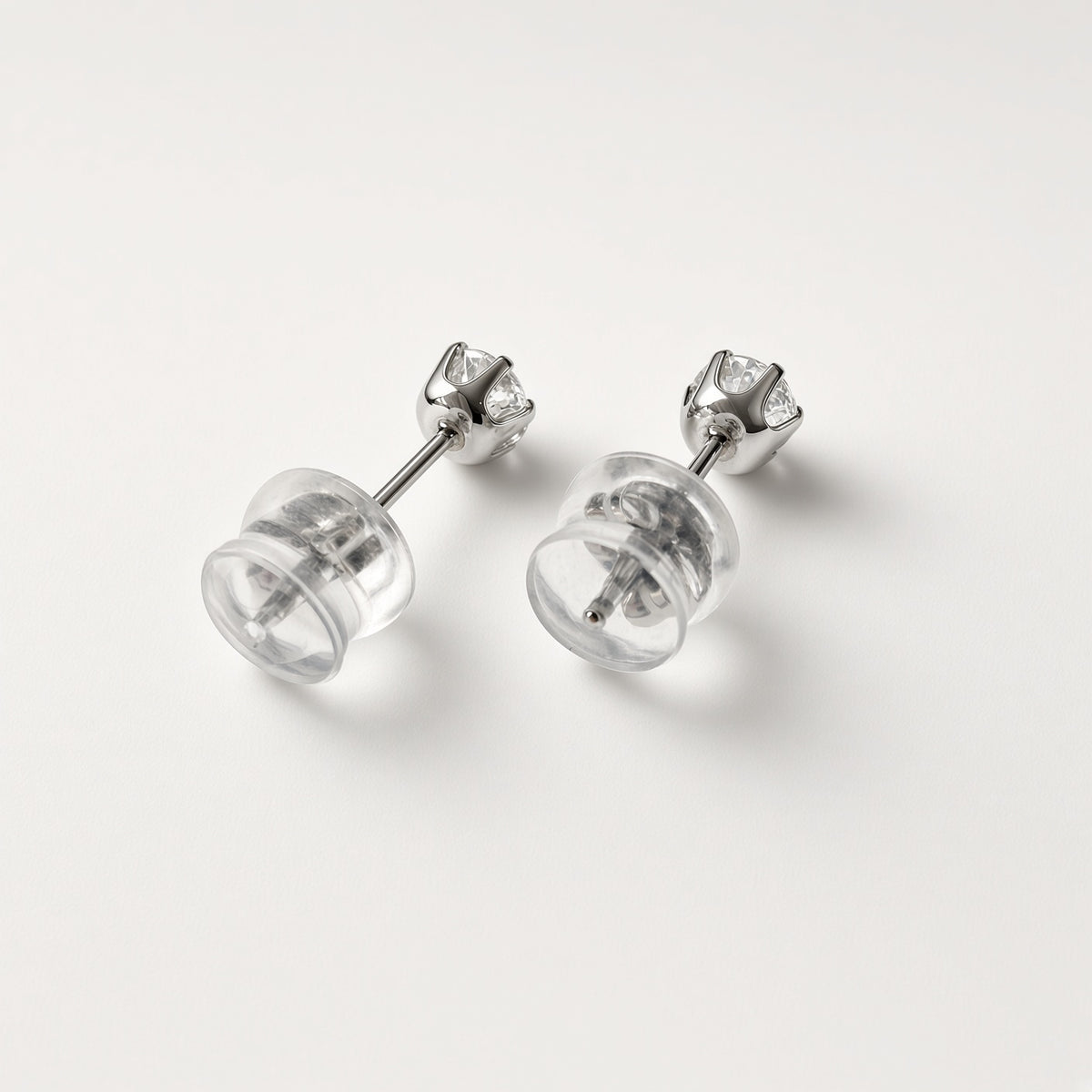 PT950 ダイヤモンドスタッドピアス 計0.50ct (ハート&キューピッド)