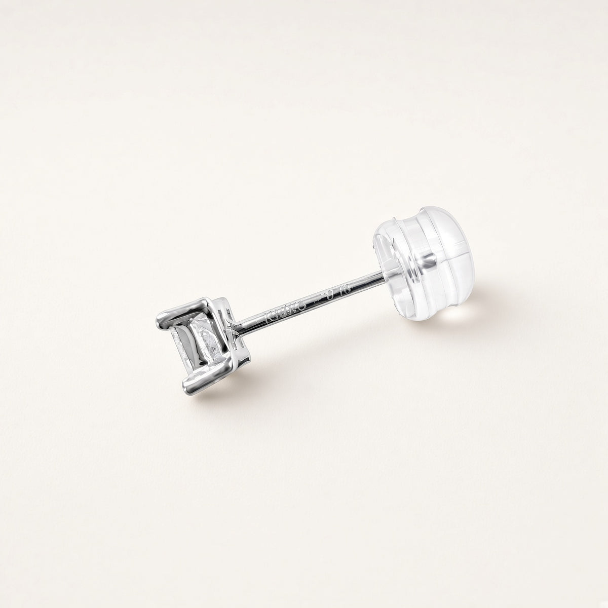 K18ホワイトゴールド ダイヤモンド 0.2ct スクエアスタッドピアス